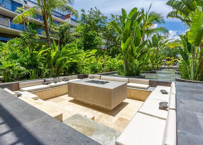 Awa, 2 Bedrooms, Playacar Villa